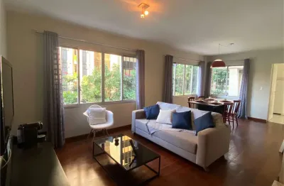 Apartamento a venda no itaim bibi em excelente localização na jorge coelho com 3 quartos, com 2 sacadas, 1 suíte e 2 vagas marcadas! venha conhecer.