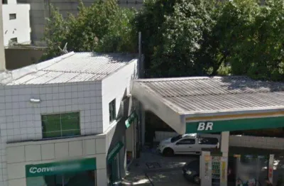 O proprietário estuda permuta por imóvel de menor valor