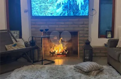 Casa com 3 quartos à venda na Rua Ribeiro do Vale, --, Brooklin, São Paulo