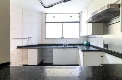 Casa com 4 quartos à venda na Rua Umburanas, --, Alto de Pinheiros, São Paulo