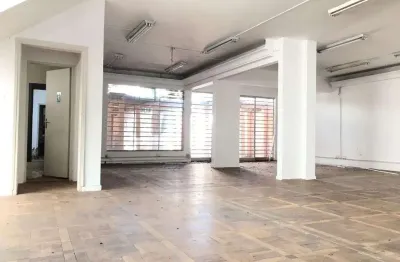 Casa de uso misto a venda na melhor localização do jardins!