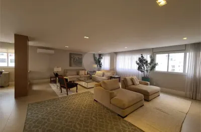 Apartamento no jardim américa reformado! 3 quartos 1 suíte 2 vagas