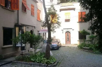 Casa em condomínio fechado para alugar na Rua Piauí, --, Higienópolis, São Paulo