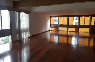 Amplo apartamento em higienopolis - 3 dormitorios, sendo 1 suite