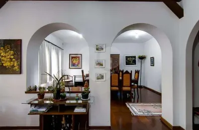 Casa térrea, planalto paulista,  piscina e churrasqueira