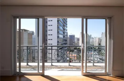 Apartamento com 3 quartos à venda na Rua das Fiandeiras, --, Vila Olímpia, São Paulo