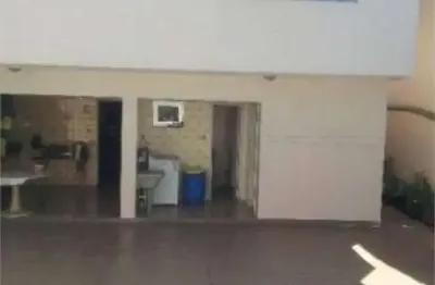 Casa com 4 quartos à venda na Rua Enjolras Vampre, --, Saúde, São Paulo