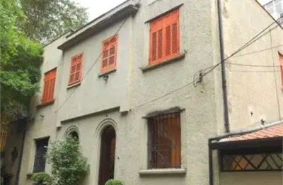 Casa em condomínio fechado para alugar na Rua Piauí, --, Higienópolis, São Paulo