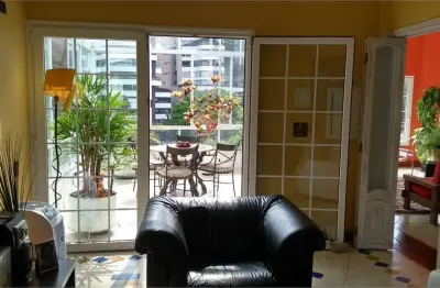 Casa em condomínio fechado com 4 quartos à venda na Rua Oagy Kalile, --, Panamby, São Paulo