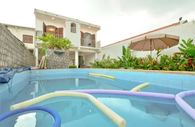 No coração do brooklin , belo sobrado com piscina, 5 quartos, 4 vagas