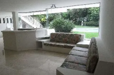 Sobrado, alto padrão, à venda no real parque! 850 m2  de terreno e 20 mts de frente.