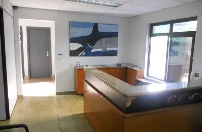 Sobrado comercial com 500 m² de terreno e 485 m² de a.c. 9 salas, 6 banheiros, na vila olímpia, ao lado de moema!