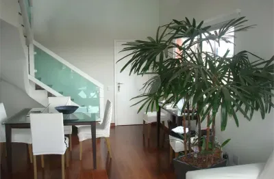 Cobertura na bela vista. excelente localização no morro dos ingleses!