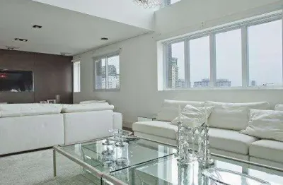 Cobertura triplex no jardim paulistano, 3 suites, 6 vagas de garagem. próximo à faria lima