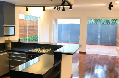 Casa com 3 quartos à venda na Rua Luiz Galhanone, --, Morumbi, São Paulo
