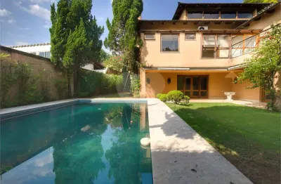 Oportunidade no jardim guedala! linda casa a venda, 4 dormitórios, 3 suites, 4 vagas e piscina