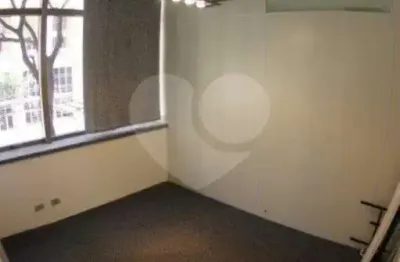 sala comercial, melhor do Brooklin, proximidade com bancos, restaurantes, mercado, agende visita!!!