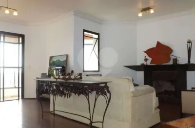 Cobertura duplex de 416m² com 3 suítes, enorme área externa, em moema índios, com 4 vagas