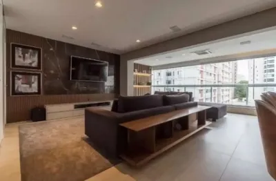 Apartamento de alto padrão à venda. varanda gourmet fechada e integrada ao living, bairro nobre próximo ao parque do ibirapuera!