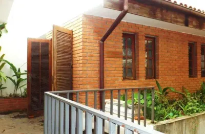 Casa comercial 340m² p escritório na vila nova conceição - 10 salas e 3 vagas  próx hélio pellegrino