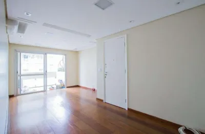 Apartamento reformado exclusivo a venda no jardins. viva no coração da cidade! venha conhecer! único na região.