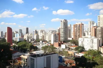 Para receber os amigos com muito espaço: apartamento em perdizes com linda vista para pacaembu.