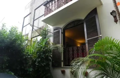 Casa comercial à venda na Rua Fidalga, --, Pinheiros, São Paulo