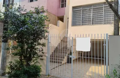 Casa reformada e super aconchegante no campo belo, rua sem saída!! ótimo investimento.