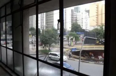 Apartamento à venda na Avenida Paulista, --, Higienópolis, São Paulo