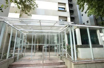 Apartamento com 3 quartos à venda na Rua Tabapuã, --, Itaim Bibi, São Paulo