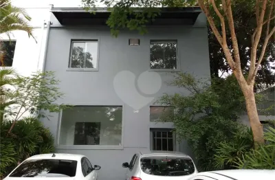 Casa comercial para alugar na Rua Groenlândia, --, Jardim América, São Paulo