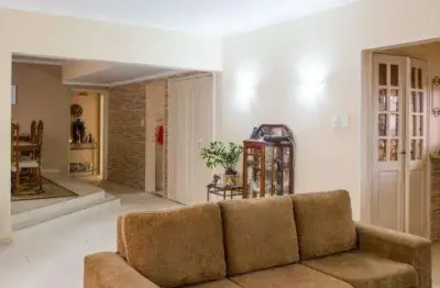 Apartamento de 136 m² no jardim paulista com 2 quartos, 1 suite e 1 vaga.