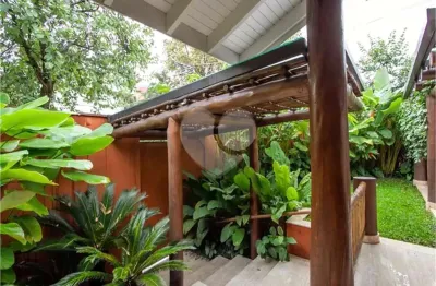 Casa com 4 quartos à venda no Pacaembu, São Paulo 