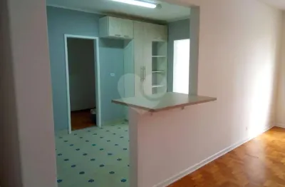 Apartamento 101m2, 2 dormitórios, 1 vaga, na melhor localização de perdizes.