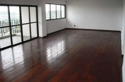 Apartamento à venda de 375 m² no morumbi com 4 quartos sendo 2 suites e 3 vagas.