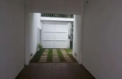 Casa com 3 quartos à venda na Alameda dos Arapanés, --, Moema, São Paulo