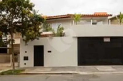 Imovel de alto padrão na aclimação - sobrado com 03 dormitorios 02 vagas.