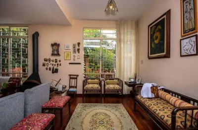 Casa com 4 quartos à venda na Rua Cayowaá, --, Sumaré, São Paulo