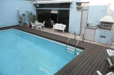 Ótimo sobrado na chácara klabin, uso residencial ou comercial, com piscina!