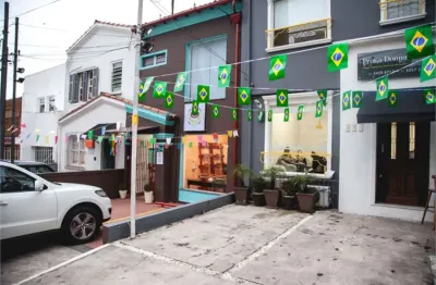 Casa com 3 quartos à venda na Rua Joaquim Távora, --, Vila Mariana, São Paulo