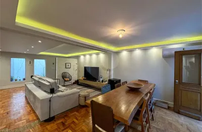 Sobrado à venda, 4 dormitórios, 2 suítes, 2 vagas, 350 m², aclimação