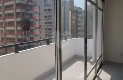 Apartamento com 3 quartos para alugar na Rua Manuel da Nóbrega, --, Paraíso, São Paulo