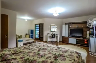 Casa comercial à venda na Rua Macarani, --, Saúde, São Paulo