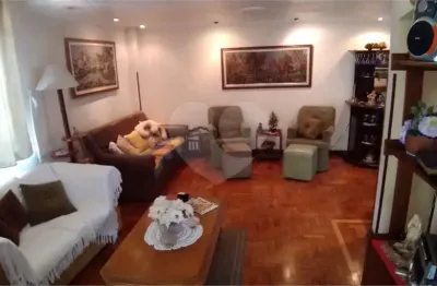 Casa com 3 quartos à venda na Avenida Iraí, --, Moema, São Paulo