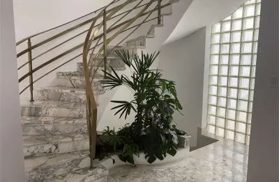Casa com 3 quartos à venda na Rua Doutor Manoel Maria Tourinho, --, Pacaembu, São Paulo