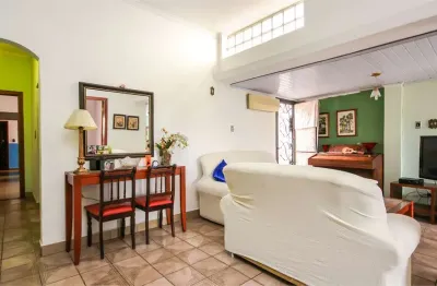 Casa térrea com acesso fácil à tudo o que você precisa!