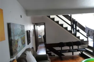 Casa com 2 quartos à venda na Alameda dos Guaramomis, --, Moema, São Paulo