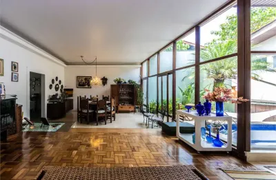 Casa a venda com 250 m², 3 dormitórios, 2 suítes, 4 vagas na vila clementino/sp