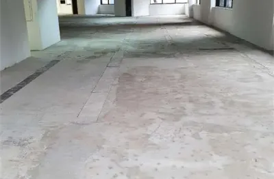 Ótimo bloco comercial com 598 m² de vão livre, próximo aos shoppings vila olímpia e jk.