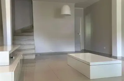 Marabvilhoso sobrado todo reformado no planalto paulista
